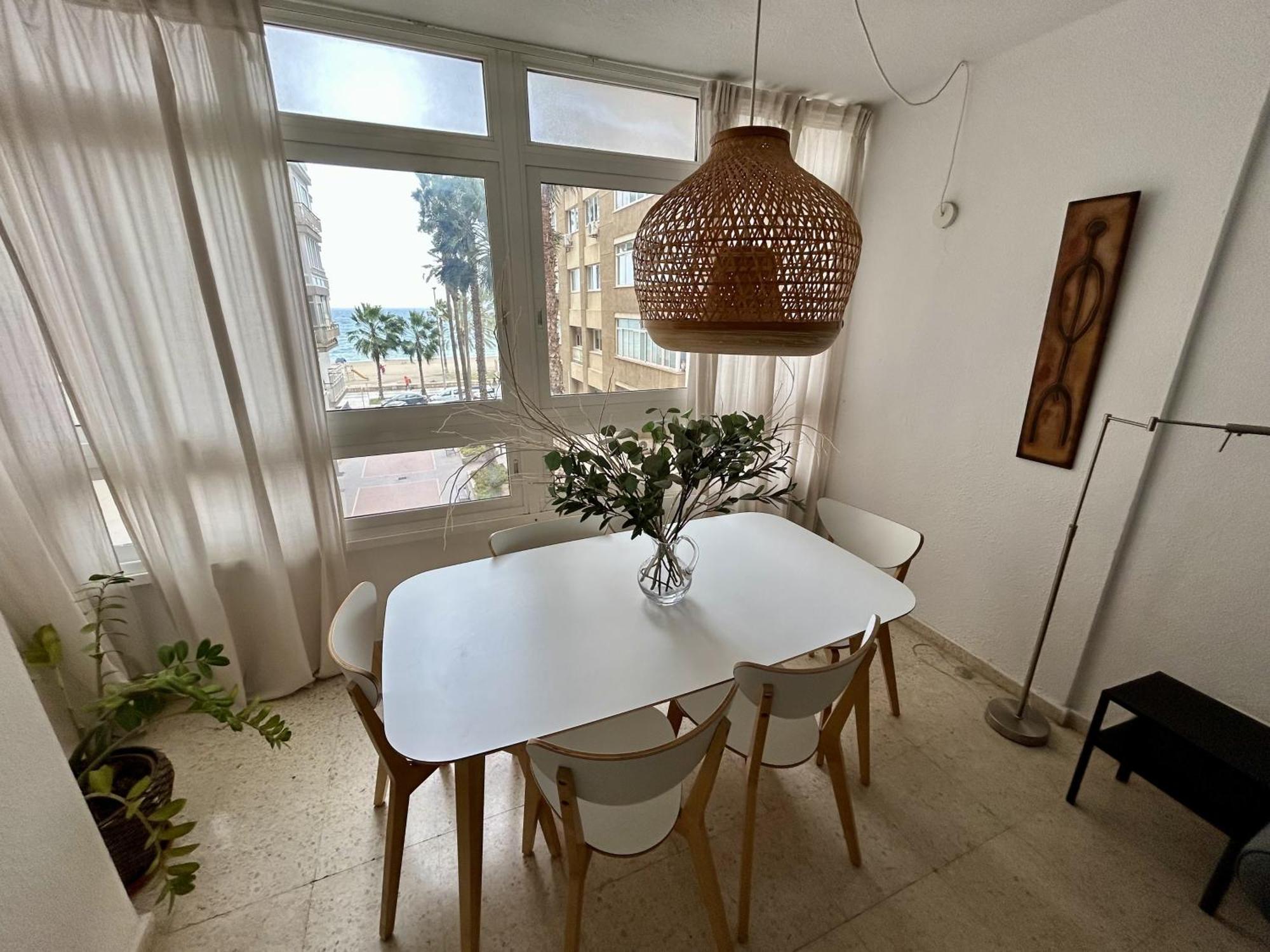 Malagueta Sol Y Playa Apartment มาลากา ภายนอก รูปภาพ