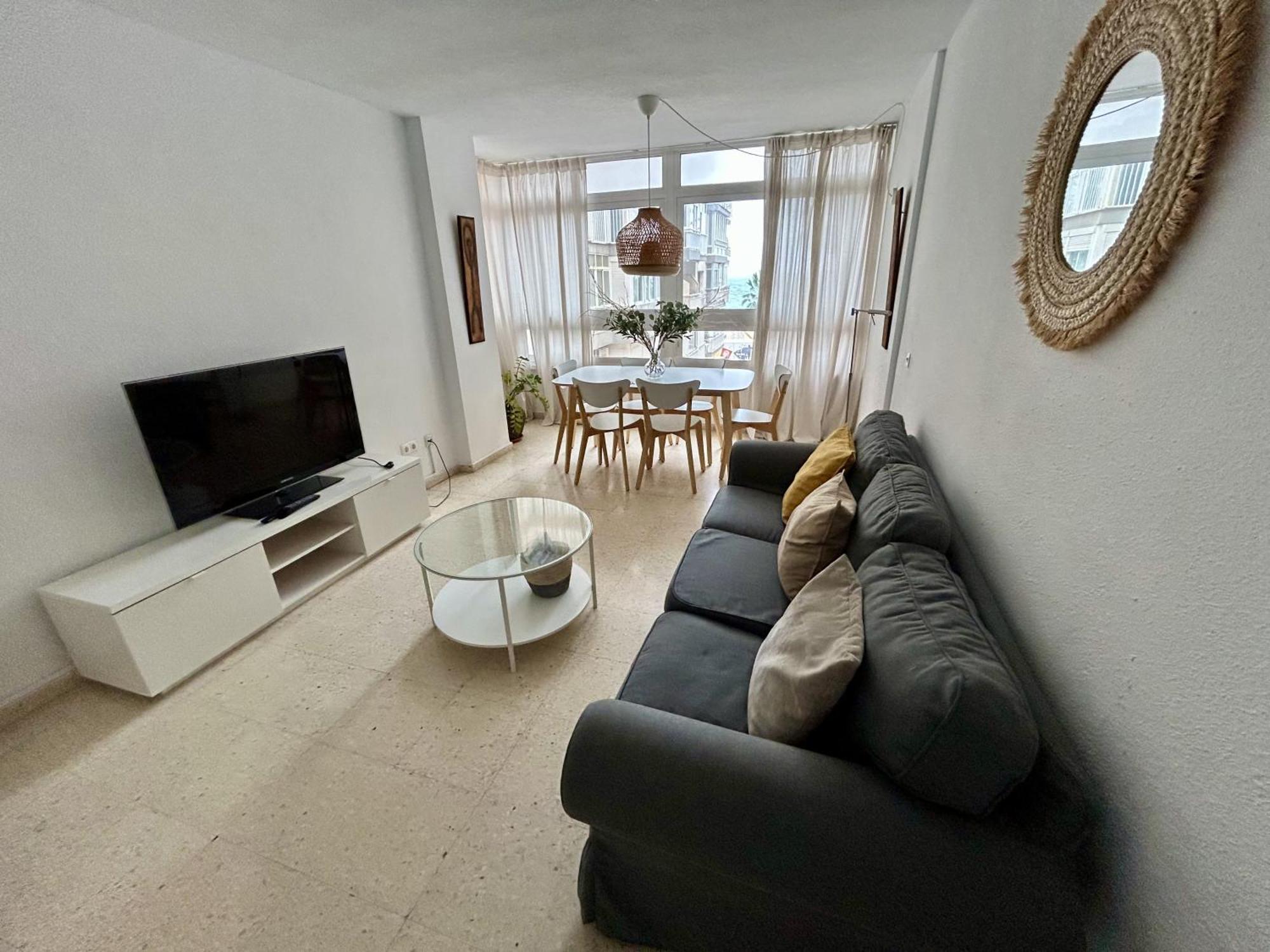 Malagueta Sol Y Playa Apartment มาลากา ภายนอก รูปภาพ