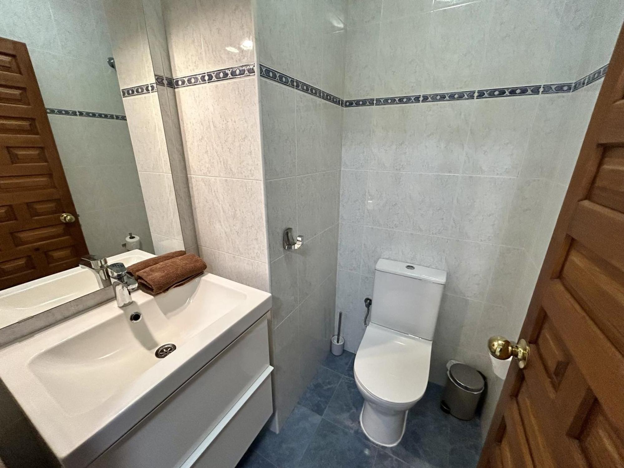 Malagueta Sol Y Playa Apartment มาลากา ภายนอก รูปภาพ